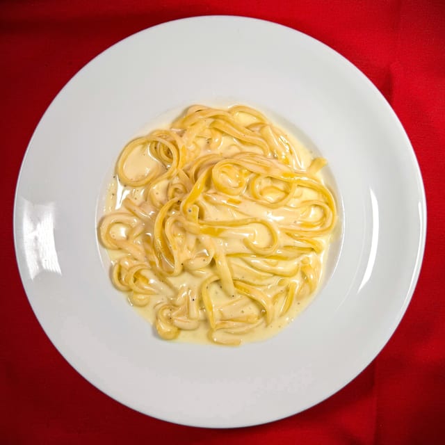 Kids Fettuccine Alfredo.